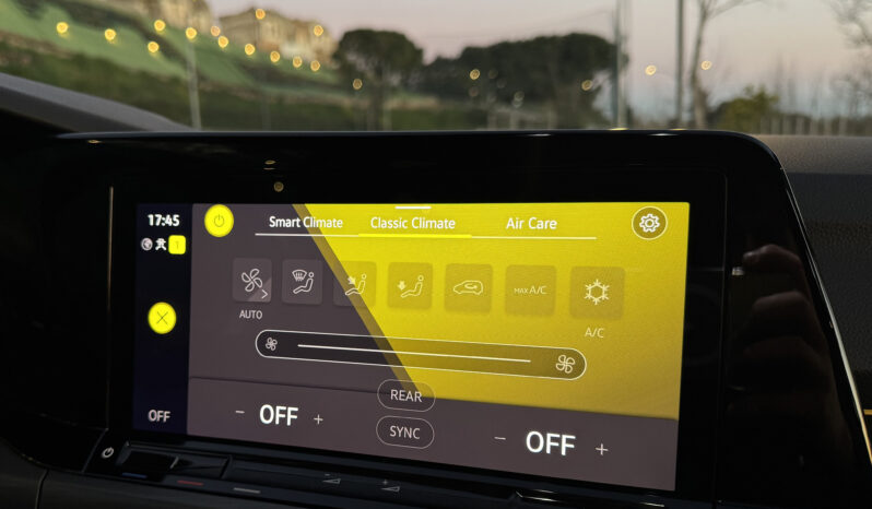 Volkswagen Golf 1.4 TSI eHYBRID DSG Style pieno
