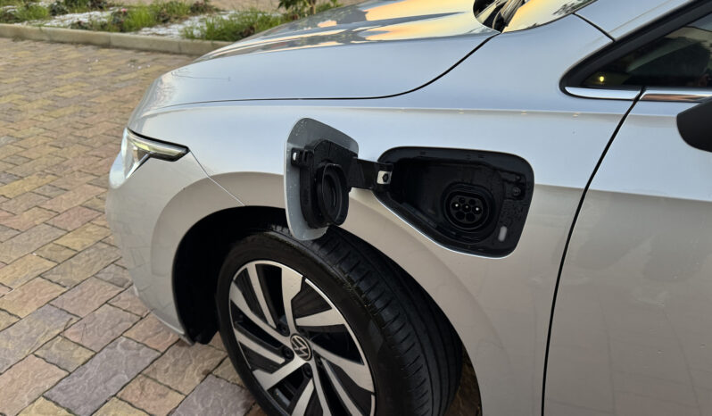 Volkswagen Golf 1.4 TSI eHYBRID DSG Style pieno