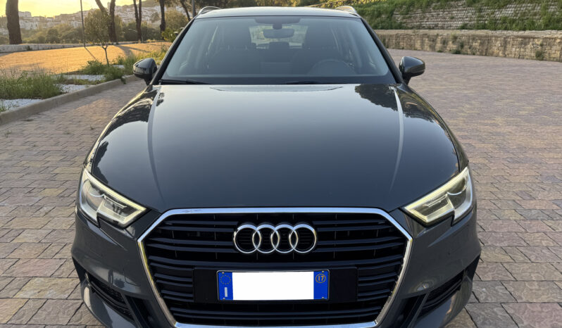 Audi A3 1.6 TDI 110cv S-Line pieno