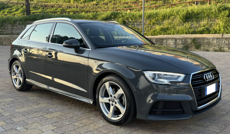 Audi A3 1.6 TDI 110cv S-Line pieno