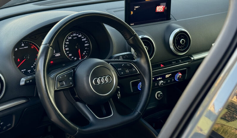 Audi A3 1.6 TDI 110cv S-Line pieno