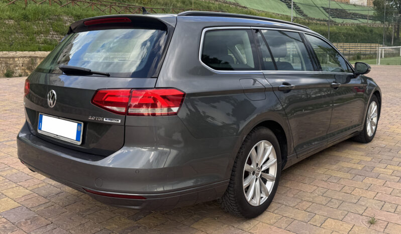 Volkswagen Passat Variant 2.0 TDI 150cv pieno