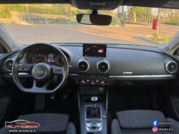 Audi A3 1.6 TDI 110cv S-Line pieno