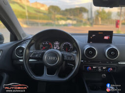 Audi A3 1.6 TDI 110cv S-Line pieno