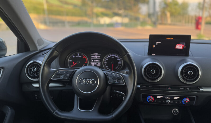 Audi A3 1.6 TDI 110cv S-Line pieno