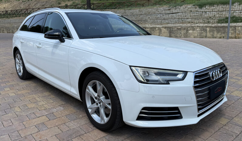 Audi A4 Avant 2.0 TDI 150cv S-tronic pieno